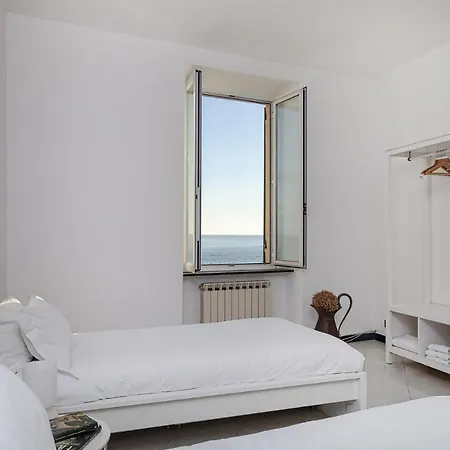Sea Sound With Terrace By Wonderful Italy * Genua